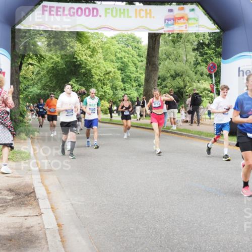 29.06.2025 - hella hamburg halbmarathon MichiJ http://msf.ph/oto/8263663 29.06.2025 10:54:14 Zwischen KM18-KM19 2628, 4293, 5605, 8398, 8999, 9007, 10196, 10834, 15834, 15922, 15993, 17787 meine-sportfotos.de