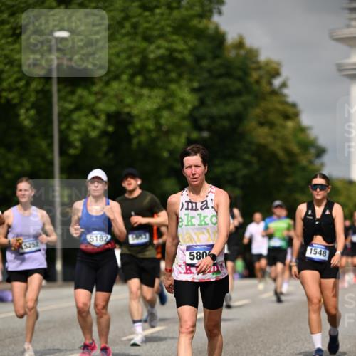 29.06.2025 - hella hamburg halbmarathon Dr. Thomas Lammeyer http://msf.ph/oto/8263692 29.06.2025 10:14:44 Kennedybrücke 1186, 1548, 1781, 2868, 4287, 5182, 5653, 5806, 8171, 8561, 8685, 9150, 9829, 10196, 11149 meine-sportfotos.de