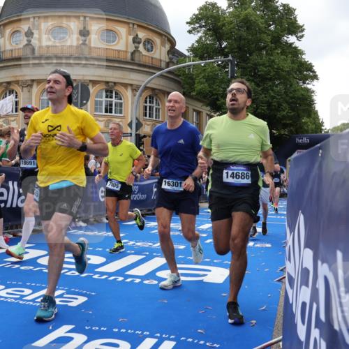 29.06.2025 - hella hamburg halbmarathon Strokosch-Dieckow http://msf.ph/oto/8263701 29.06.2025 10:44:15 Ziel 1220, 1413, 1415, 1902, 4999, 5231, 5275, 5884, 7005, 7191, 8722, 9444, 9633, 10193, 10930, 12159, 12528, 14686, 14687, 15225, 15280, 16301, 16316, 16547, 16648, 16893, 17748, 18691 meine-sportfotos.de