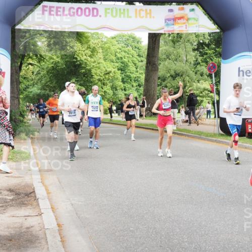 29.06.2025 - hella hamburg halbmarathon MichiJ http://msf.ph/oto/8263743 29.06.2025 10:54:14 Zwischen KM18-KM19 2628, 4293, 5605, 8398, 8999, 9007, 10196, 10834, 15834, 15922, 15993, 17787 meine-sportfotos.de