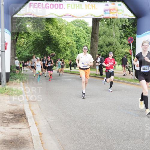 29.06.2025 - hella hamburg halbmarathon MichiJ http://msf.ph/oto/8263810 29.06.2025 10:30:14 Zwischen KM18-KM19 1441, 1570, 1700, 4823, 6550, 7035, 7432, 10415, 11417, 13725, 13876, 15247, 15521, 15623, 18772, 19046 meine-sportfotos.de