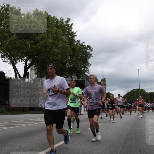 29.06.2025 - hella hamburg halbmarathon Yannick Fuchs http://msf.ph/oto/8263844 29.06.2025 10:48:44 20KM 1125, 1327, 1496, 1506, 1628, 2119, 2474, 2561, 2771, 2884, 2955, 3041, 3177, 3652, 3791, 3794, 3861, 3945, 4029, 4189, 4231, 4903, 4938, 5319, 6082, 6084, 6433, 6443, 6587, 6723, 8449, 8487, 8514, 8698, 8772, 8973, 9060, 9227, 10191, 10192, 10263, 10368, 10376, 11184, 11333, 11499, 11747, 11797, 11799, 11976, 12186, 12526, 12961, 13297, 13988, 14036, 14175, 14592, 14638, 14660, 14834, 14948, 15389, 15408, 15524, 15879, 16047, 17842, 18380 meine-sportfotos.de