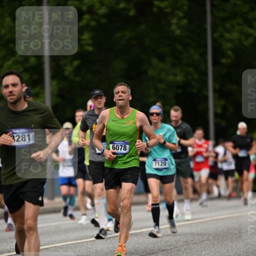 29.06.2025 - hella hamburg halbmarathon Dr. Thomas Lammeyer http://msf.ph/oto/8263852 29.06.2025 10:35:25 Kennedybrücke 1097, 1547, 1844, 1979, 2414, 2754, 2755, 2914, 3281, 3396, 3424, 3443, 3571, 3681, 4817, 5165, 5437, 5943, 5965, 6057, 6078, 6160, 6195, 6546, 6573, 6616, 6640, 6787, 7120, 7604, 7772, 8050, 8806, 8812, 8941, 9183, 10148, 10240, 10586, 11178 meine-sportfotos.de