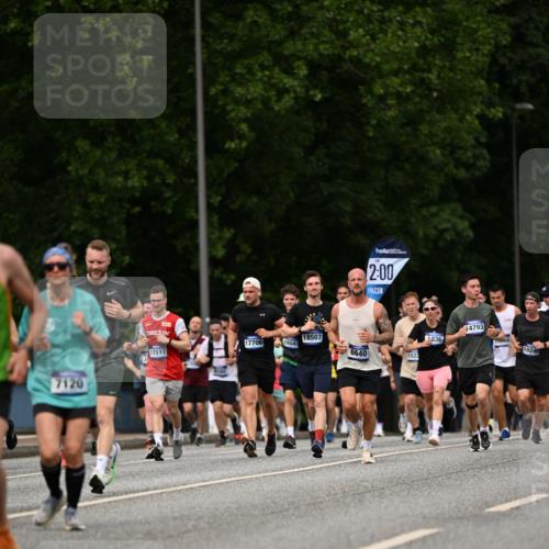 29.06.2025 - hella hamburg halbmarathon Dr. Thomas Lammeyer http://msf.ph/oto/8263872 29.06.2025 10:35:25 Kennedybrücke 1097, 1547, 1844, 1979, 2414, 2754, 2755, 2914, 3281, 3396, 3424, 3443, 3571, 3681, 4817, 5165, 5437, 5943, 5965, 6057, 6078, 6160, 6195, 6546, 6573, 6616, 6640, 6787, 7120, 7604, 7772, 8050, 8806, 8812, 8941, 9183, 10148, 10240, 10586, 11178 meine-sportfotos.de