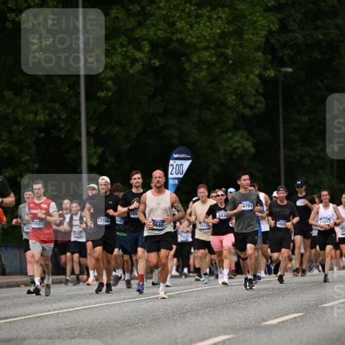 29.06.2025 - hella hamburg halbmarathon Dr. Thomas Lammeyer http://msf.ph/oto/8263932 29.06.2025 10:35:26 Kennedybrücke 1097, 1547, 1844, 1979, 2414, 2754, 2755, 2914, 3281, 3396, 3424, 3443, 3571, 3681, 4817, 4953, 5165, 5437, 5846, 5943, 5965, 6057, 6078, 6160, 6546, 6573, 6640, 6787, 7120, 7604, 7772, 8050, 8806, 8812, 8941, 9104, 9183, 10148, 10240, 10586, 11178 meine-sportfotos.de