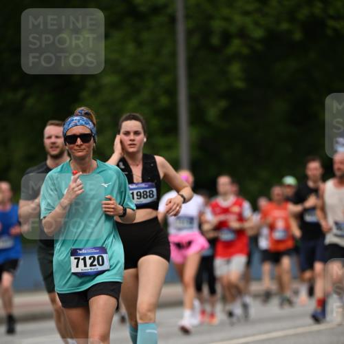 29.06.2025 - hella hamburg halbmarathon Dr. Thomas Lammeyer http://msf.ph/oto/8263965 29.06.2025 10:35:30 Kennedybrücke 1097, 1547, 1844, 1979, 2414, 2754, 2755, 2831, 2832, 2914, 3281, 3396, 3424, 3571, 3681, 4817, 4953, 5165, 5350, 5846, 5943, 5965, 6078, 6160, 6546, 6573, 6640, 7120, 7604, 7772, 8806, 8812, 8941, 9078, 9104, 9183, 9883, 10148, 10240, 10435, 10586, 11178 meine-sportfotos.de
