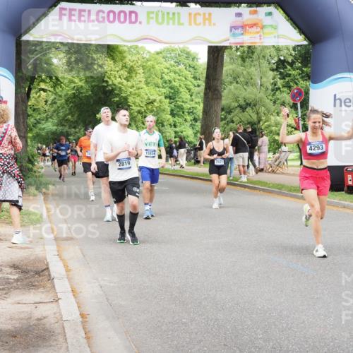 29.06.2025 - hella hamburg halbmarathon MichiJ http://msf.ph/oto/8264034 29.06.2025 10:54:15 Zwischen KM18-KM19 2628, 2819, 4293, 5605, 7571, 8398, 8999, 9007, 10196, 10834, 15834, 15922, 15993, 17787 meine-sportfotos.de