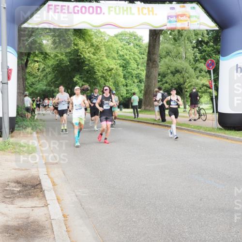 29.06.2025 - hella hamburg halbmarathon MichiJ http://msf.ph/oto/8264112 29.06.2025 10:30:16 Zwischen KM18-KM19 1441, 1570, 1700, 4823, 5987, 6550, 7035, 7092, 7432, 10415, 11417, 13725, 13876, 15247, 15351, 18772, 19046 meine-sportfotos.de