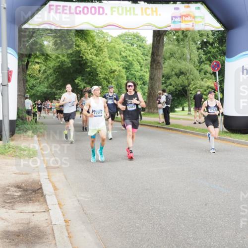 29.06.2025 - hella hamburg halbmarathon MichiJ http://msf.ph/oto/8264170 29.06.2025 10:30:17 Zwischen KM18-KM19 1441, 1570, 1700, 1763, 4823, 5987, 6550, 7035, 7092, 10415, 13725, 13876, 14484, 15247, 15351, 18772, 19046 meine-sportfotos.de