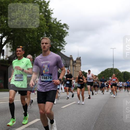 29.06.2025 - hella hamburg halbmarathon Yannick Fuchs http://msf.ph/oto/8264253 29.06.2025 10:48:44 20KM 1125, 1327, 1496, 1506, 1628, 2119, 2474, 2561, 2771, 2884, 2955, 3041, 3177, 3652, 3791, 3794, 3861, 3945, 4029, 4189, 4231, 4903, 4938, 5319, 6082, 6084, 6433, 6443, 6587, 6723, 8449, 8487, 8514, 8698, 8772, 8973, 9060, 9227, 10191, 10192, 10263, 10368, 10376, 11184, 11333, 11499, 11747, 11797, 11799, 11976, 12186, 12526, 12961, 13297, 13988, 14036, 14175, 14592, 14638, 14660, 14834, 14948, 15389, 15408, 15524, 15879, 16047, 17842, 18380 meine-sportfotos.de