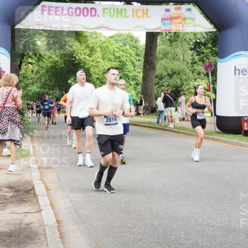 29.06.2025 - hella hamburg halbmarathon MichiJ http://msf.ph/oto/8264269 29.06.2025 10:54:16 Zwischen KM18-KM19 2628, 2819, 4293, 5605, 7571, 8398, 8999, 10196, 10834, 14340, 15834, 15922, 15993, 17787 meine-sportfotos.de