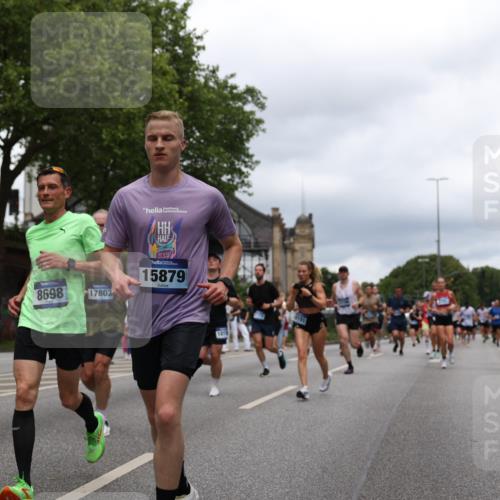 29.06.2025 - hella hamburg halbmarathon Yannick Fuchs http://msf.ph/oto/8264322 29.06.2025 10:48:44 20KM 1125, 1327, 1496, 1506, 1628, 2119, 2474, 2561, 2771, 2884, 2955, 3041, 3177, 3652, 3791, 3794, 3861, 3945, 4029, 4189, 4231, 4903, 4938, 5319, 6082, 6084, 6433, 6443, 6587, 6723, 8449, 8487, 8514, 8698, 8772, 8973, 9060, 9227, 10191, 10192, 10263, 10368, 10376, 11184, 11333, 11499, 11747, 11797, 11799, 11976, 12186, 12526, 12961, 13297, 13988, 14036, 14175, 14592, 14638, 14660, 14834, 14948, 15389, 15408, 15524, 15879, 16047, 17842, 18380 meine-sportfotos.de