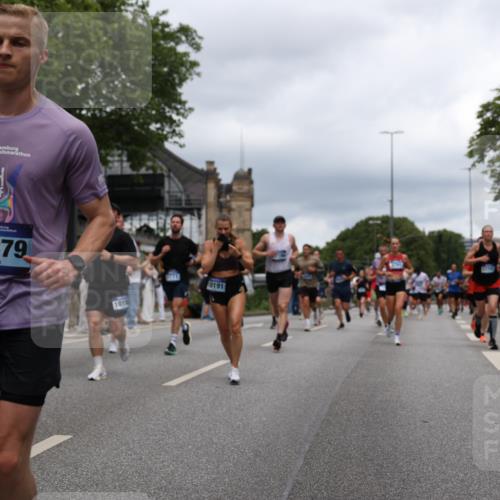 29.06.2025 - hella hamburg halbmarathon Yannick Fuchs http://msf.ph/oto/8264434 29.06.2025 10:48:45 20KM 1125, 1327, 1496, 1506, 1628, 2119, 2474, 2561, 2771, 2884, 2955, 3041, 3177, 3652, 3791, 3794, 3861, 3945, 4029, 4189, 4231, 4903, 4938, 5319, 6082, 6084, 6433, 6443, 6587, 6723, 6938, 8449, 8487, 8514, 8698, 8772, 8973, 9227, 10191, 10192, 10263, 10368, 10376, 11184, 11333, 11499, 11747, 11797, 11799, 11976, 12186, 12526, 12961, 13297, 13988, 14036, 14175, 14592, 14638, 14660, 14834, 14948, 15389, 15408, 15879, 16047, 16327, 17842, 18380 meine-sportfotos.de