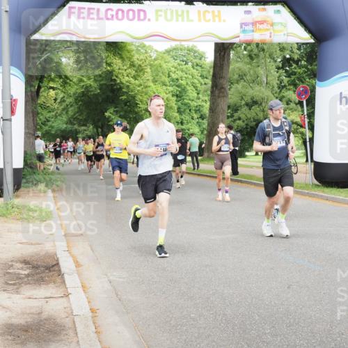 29.06.2025 - hella hamburg halbmarathon MichiJ http://msf.ph/oto/8264504 29.06.2025 10:30:19 Zwischen KM18-KM19 1209, 1441, 1763, 5987, 7092, 9365, 10415, 13714, 13725, 13876, 14484, 15351, 19046 meine-sportfotos.de