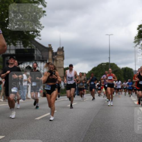 29.06.2025 - hella hamburg halbmarathon Yannick Fuchs http://msf.ph/oto/8264520 29.06.2025 10:48:45 20KM 1125, 1327, 1496, 1506, 1628, 2119, 2474, 2561, 2771, 2884, 2955, 3041, 3177, 3652, 3791, 3794, 3861, 3945, 4029, 4189, 4231, 4903, 4938, 5319, 6082, 6084, 6433, 6443, 6587, 6723, 6938, 8449, 8487, 8514, 8698, 8772, 8973, 9227, 10191, 10192, 10263, 10368, 10376, 11184, 11333, 11499, 11747, 11797, 11799, 11976, 12186, 12526, 12961, 13297, 13988, 14036, 14175, 14592, 14638, 14660, 14834, 14948, 15389, 15408, 15879, 16047, 16327, 17842, 18380 meine-sportfotos.de