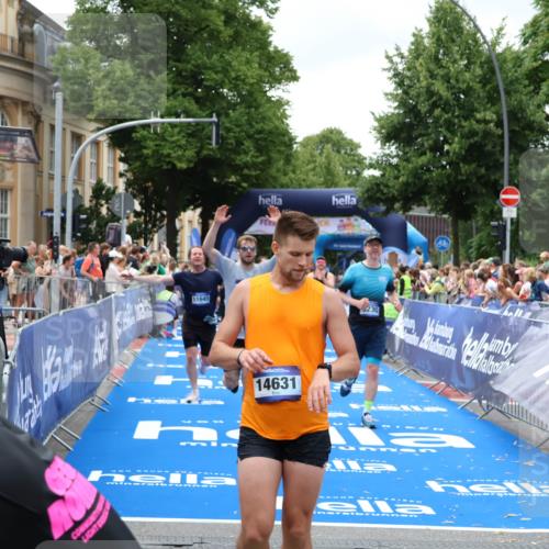 29.06.2025 - hella hamburg halbmarathon Zöllner http://msf.ph/oto/8264583 29.06.2025 10:58:23 Ziel 1595, 4550, 4592, 4708, 6138, 6147, 9230, 9485, 11645, 14631, 15434, 18266 meine-sportfotos.de