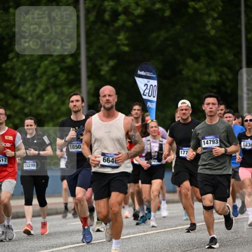 29.06.2025 - hella hamburg halbmarathon Dr. Thomas Lammeyer http://msf.ph/oto/8264597 29.06.2025 10:35:32 Kennedybrücke 1097, 1547, 1844, 1979, 2754, 2755, 2831, 2832, 2914, 3281, 3396, 3424, 3571, 3681, 4877, 4953, 5165, 5350, 5846, 5943, 5965, 6078, 6160, 6573, 6640, 7120, 7772, 8806, 8812, 8941, 9078, 9104, 9183, 9883, 10148, 10240, 10435, 10586, 11178 meine-sportfotos.de
