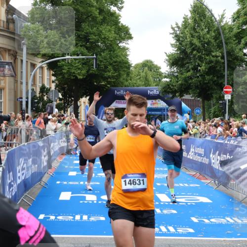 29.06.2025 - hella hamburg halbmarathon Zöllner http://msf.ph/oto/8264609 29.06.2025 10:58:24 Ziel 1595, 4550, 4592, 4708, 5347, 6138, 6147, 9230, 9485, 11645, 11808, 14355, 15434, 18266, 18891 meine-sportfotos.de