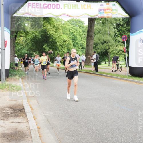 29.06.2025 - hella hamburg halbmarathon MichiJ http://msf.ph/oto/8264663 29.06.2025 10:30:24 Zwischen KM18-KM19 1209, 1256, 1763, 5987, 6593, 9365, 13196, 13714, 14346, 14484, 15351, 17882 meine-sportfotos.de
