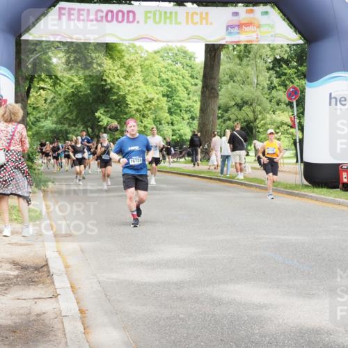 29.06.2025 - hella hamburg halbmarathon MichiJ http://msf.ph/oto/8264675 29.06.2025 10:54:22 Zwischen KM18-KM19 2819, 3488, 4220, 6196, 7571, 14203, 14340, 16723 meine-sportfotos.de