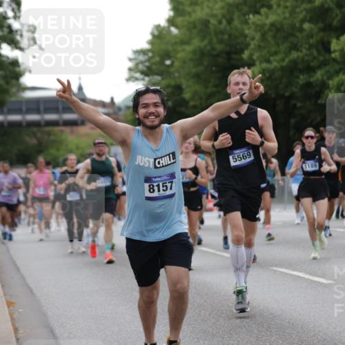 29.06.2025 - hella hamburg halbmarathon Jannik Wohlers http://msf.ph/oto/8264742 29.06.2025 10:33:17 Lombardsbrücke 1189, 1275, 1896, 2342, 2776, 3170, 3560, 4361, 4433, 4449, 4696, 4942, 5075, 5096, 5141, 5557, 5566, 5569, 5821, 5822, 5887, 6109, 6515, 6516, 6854, 6956, 6999, 7653, 8021, 8157, 8282, 8891, 9234, 9258, 9438, 9799, 9995, 10561, 11237, 11338, 11453, 11546, 11676, 11811, 11827, 11928, 12237, 12238, 12652, 12835, 12855, 13375, 13535, 13601, 13741, 13853, 14032, 14098, 14451, 15044, 15072, 15367 meine-sportfotos.de