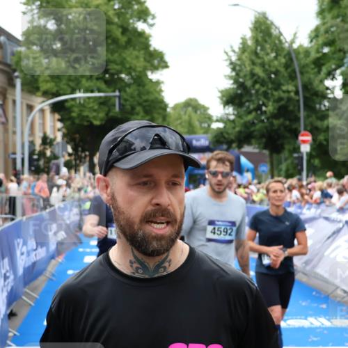29.06.2025 - hella hamburg halbmarathon Zöllner http://msf.ph/oto/8264774 29.06.2025 10:58:26 Ziel 1595, 4550, 4708, 4767, 5347, 6138, 6147, 7476, 9485, 11645, 11808, 14355, 15434, 16531, 17415, 18266, 18891 meine-sportfotos.de