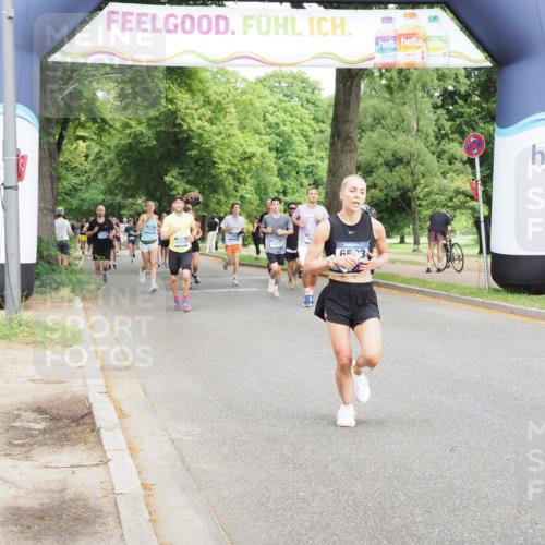 29.06.2025 - hella hamburg halbmarathon MichiJ http://msf.ph/oto/8264814 29.06.2025 10:30:25 Zwischen KM18-KM19 1209, 1256, 1763, 6593, 7693, 9365, 13196, 13714, 14346, 14484, 15654, 17882 meine-sportfotos.de