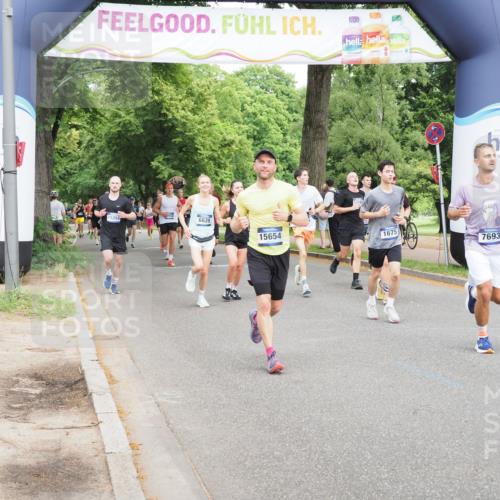 29.06.2025 - hella hamburg halbmarathon MichiJ http://msf.ph/oto/8264848 29.06.2025 10:30:27 Zwischen KM18-KM19 1209, 1256, 1675, 6593, 7105, 7693, 13196, 14346, 15654, 15846, 17882 meine-sportfotos.de