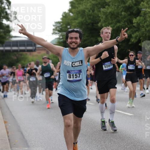 29.06.2025 - hella hamburg halbmarathon Jannik Wohlers http://msf.ph/oto/8264861 29.06.2025 10:33:17 Lombardsbrücke 1189, 1275, 1896, 2342, 2776, 3170, 3560, 4361, 4433, 4449, 4696, 4942, 5075, 5096, 5141, 5557, 5566, 5569, 5821, 5822, 5887, 6109, 6515, 6516, 6854, 6956, 6999, 7653, 8021, 8157, 8282, 8891, 9234, 9258, 9438, 9799, 9995, 10561, 11237, 11338, 11453, 11546, 11676, 11811, 11827, 11928, 12237, 12238, 12652, 12835, 12855, 13375, 13535, 13601, 13741, 13853, 14032, 14098, 14451, 15044, 15072, 15367 meine-sportfotos.de