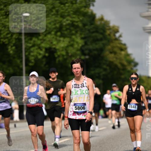 29.06.2025 - hella hamburg halbmarathon Dr. Thomas Lammeyer http://msf.ph/oto/8264894 29.06.2025 10:14:44 Kennedybrücke 1186, 1548, 1781, 2868, 4287, 5182, 5653, 5806, 8171, 8561, 8685, 9150, 9829, 10196, 11149 meine-sportfotos.de
