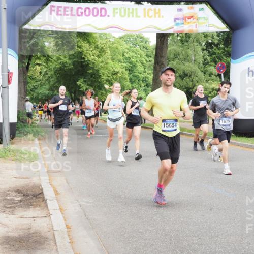 29.06.2025 - hella hamburg halbmarathon MichiJ http://msf.ph/oto/8264921 29.06.2025 10:30:28 Zwischen KM18-KM19 1256, 1675, 6593, 7105, 7693, 12588, 13196, 14346, 15654, 15846, 17882 meine-sportfotos.de