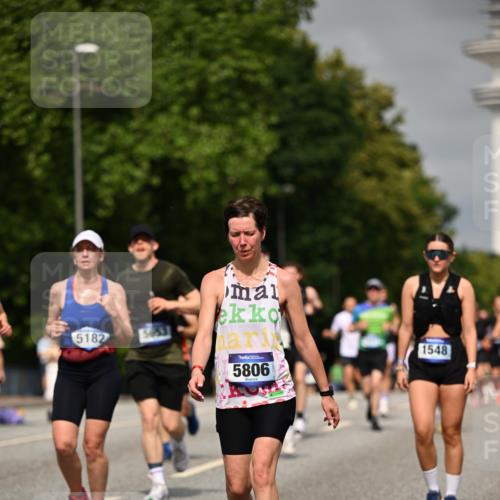 29.06.2025 - hella hamburg halbmarathon Dr. Thomas Lammeyer http://msf.ph/oto/8264983 29.06.2025 10:14:45 Kennedybrücke 1186, 1548, 1781, 2868, 4287, 5182, 5653, 5806, 8171, 8561, 9150, 9829, 10196, 11149 meine-sportfotos.de