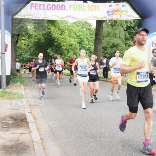 29.06.2025 - hella hamburg halbmarathon MichiJ http://msf.ph/oto/8264992 29.06.2025 10:30:28 Zwischen KM18-KM19 1256, 1675, 6593, 7105, 7693, 12588, 13196, 14346, 15654, 15846, 17882 meine-sportfotos.de