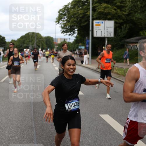 29.06.2025 - hella hamburg halbmarathon Yannick Fuchs http://msf.ph/oto/8265093 29.06.2025 10:36:39 20KM 1169, 1209, 1256, 1312, 1441, 1512, 1903, 1962, 3523, 4823, 5682, 5690, 6639, 6721, 6770, 7105, 7116, 7363, 7693, 8694, 9365, 10415, 12098, 13196, 13483, 13709, 13725, 14275, 14811, 15270, 15623, 15654, 15846, 15935, 16281, 16507, 16626, 17016, 17363, 17637, 17926, 18330, 19046 meine-sportfotos.de