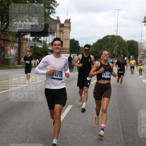 29.06.2025 - hella hamburg halbmarathon Yannick Fuchs http://msf.ph/oto/8265211 29.06.2025 10:36:40 20KM 1169, 1209, 1256, 1312, 1441, 1512, 1903, 1962, 3523, 4823, 5682, 5690, 6639, 6721, 6770, 7105, 7116, 7363, 7693, 8694, 9365, 12098, 13196, 13483, 13709, 13725, 14275, 14811, 15270, 15623, 15654, 15846, 15935, 16281, 16507, 16626, 17016, 17363, 17637, 17926, 18330 meine-sportfotos.de