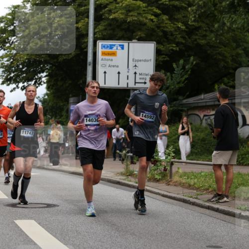 29.06.2025 - hella hamburg halbmarathon Yannick Fuchs http://msf.ph/oto/8265231 29.06.2025 10:48:46 20KM 1125, 1327, 1496, 1506, 1628, 2119, 2474, 2561, 2771, 2884, 2955, 3041, 3177, 3652, 3791, 3794, 3861, 3945, 4029, 4189, 4231, 4903, 4938, 5319, 6082, 6084, 6433, 6443, 6587, 6723, 6938, 8449, 8487, 8514, 8698, 8973, 9227, 10191, 10192, 10263, 10368, 10376, 11184, 11333, 11499, 11747, 11797, 11799, 11976, 12186, 12526, 12961, 13267, 13297, 13988, 14036, 14175, 14592, 14638, 14660, 14834, 14948, 15389, 15408, 15879, 16047, 16327, 17842, 18380 meine-sportfotos.de