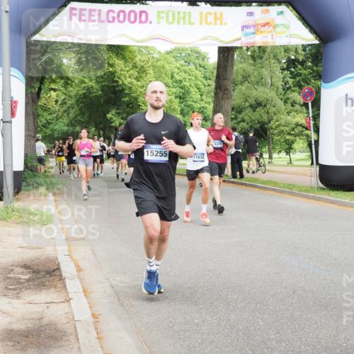 29.06.2025 - hella hamburg halbmarathon MichiJ http://msf.ph/oto/8265248 29.06.2025 10:30:30 Zwischen KM18-KM19 1675, 6593, 6639, 7105, 7693, 12588, 14346, 14811, 15255, 15654, 15846, 16507, 17637 meine-sportfotos.de