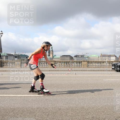 29.06.2025 - hella hamburg halbmarathon Lena Gebhardt http://msf.ph/oto/8265288 29.06.2025 09:04:34 Lombardsbrücke  meine-sportfotos.de