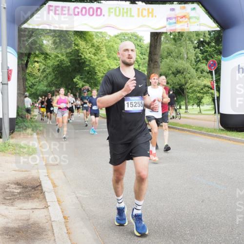29.06.2025 - hella hamburg halbmarathon MichiJ http://msf.ph/oto/8265339 29.06.2025 10:30:30 Zwischen KM18-KM19 1675, 6593, 6639, 7105, 7693, 12588, 14346, 14811, 15255, 15654, 15846, 16507, 17637 meine-sportfotos.de