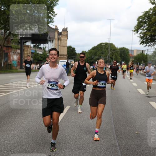 29.06.2025 - hella hamburg halbmarathon Yannick Fuchs http://msf.ph/oto/8265384 29.06.2025 10:36:40 20KM 1169, 1209, 1256, 1312, 1441, 1512, 1903, 1962, 3523, 4823, 5682, 5690, 6639, 6721, 6770, 7105, 7116, 7363, 7693, 8694, 9365, 12098, 13196, 13483, 13709, 13725, 14275, 14811, 15270, 15623, 15654, 15846, 15935, 16281, 16507, 16626, 17016, 17363, 17637, 17926, 18330 meine-sportfotos.de