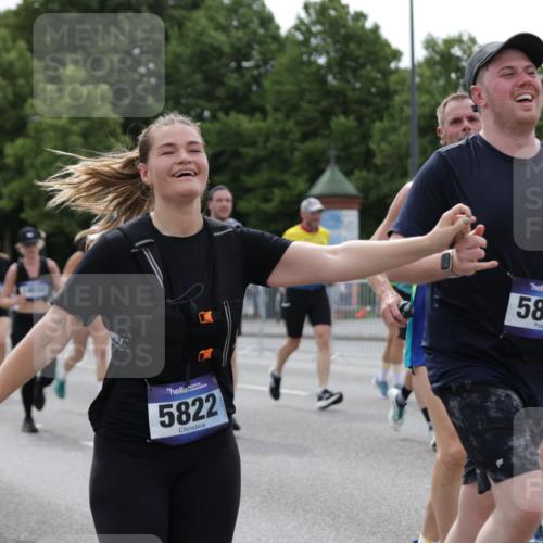 29.06.2025 - hella hamburg halbmarathon Jannik Wohlers http://msf.ph/oto/8265484 29.06.2025 10:33:24 Lombardsbrücke 1189, 1275, 1417, 1896, 2342, 2482, 3170, 3264, 3340, 3345, 3560, 4361, 4433, 4449, 4479, 4696, 4942, 5075, 5096, 5141, 5557, 5566, 5569, 5691, 5821, 5822, 5887, 6109, 6364, 6515, 6516, 6854, 6956, 7027, 7565, 7653, 8157, 8202, 8282, 8375, 8377, 8383, 8401, 9094, 9438, 9799, 9875, 9995, 10007, 10071, 10561, 11092, 11111, 11237, 11338, 11453, 11546, 11676, 11827, 12237, 12238, 12562, 12652, 12835, 12855, 13535, 13601, 13741, 13853, 13934, 14032, 14098 meine-sportfotos.de