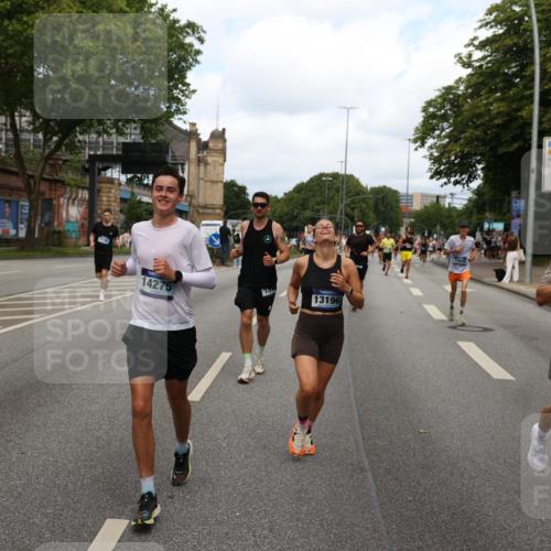 29.06.2025 - hella hamburg halbmarathon Yannick Fuchs http://msf.ph/oto/8265498 29.06.2025 10:36:40 20KM 1169, 1209, 1256, 1312, 1441, 1512, 1903, 1962, 3523, 4823, 5682, 5690, 6639, 6721, 6770, 7105, 7116, 7363, 7693, 8694, 9365, 12098, 13196, 13483, 13709, 13725, 14275, 14811, 15270, 15623, 15654, 15846, 15935, 16281, 16507, 16626, 17016, 17363, 17637, 17926, 18330 meine-sportfotos.de
