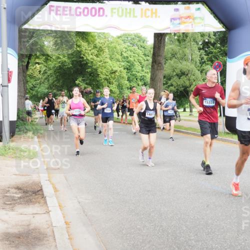 29.06.2025 - hella hamburg halbmarathon MichiJ http://msf.ph/oto/8265520 29.06.2025 10:30:31 Zwischen KM18-KM19 1675, 6593, 6639, 7105, 7693, 12588, 14811, 15255, 15328, 15654, 15846, 16507, 17032, 17637 meine-sportfotos.de