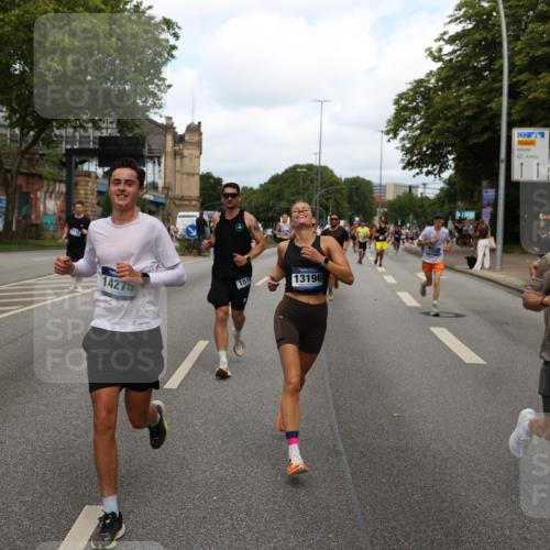 29.06.2025 - hella hamburg halbmarathon Yannick Fuchs http://msf.ph/oto/8265552 29.06.2025 10:36:40 20KM 1169, 1209, 1256, 1312, 1441, 1512, 1903, 1962, 3523, 4823, 5682, 5690, 6639, 6721, 6770, 7105, 7116, 7363, 7693, 8694, 9365, 12098, 13196, 13483, 13709, 13725, 14275, 14811, 15270, 15623, 15654, 15846, 15935, 16281, 16507, 16626, 17016, 17363, 17637, 17926, 18330 meine-sportfotos.de