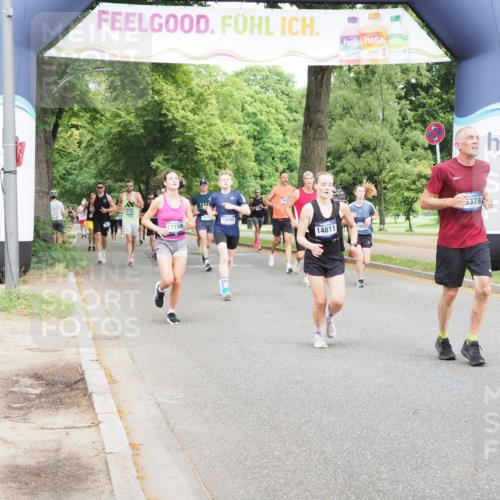 29.06.2025 - hella hamburg halbmarathon MichiJ http://msf.ph/oto/8265591 29.06.2025 10:30:32 Zwischen KM18-KM19 1675, 1903, 6639, 7105, 7363, 7693, 12588, 14811, 15255, 15328, 15654, 15846, 16507, 17032, 17637 meine-sportfotos.de