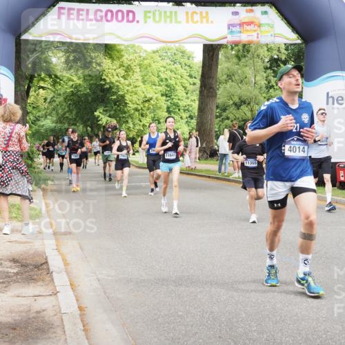 29.06.2025 - hella hamburg halbmarathon MichiJ http://msf.ph/oto/8265592 29.06.2025 10:54:29 Zwischen KM18-KM19 2963, 4014, 6196, 9967, 11355, 11641, 14203, 16539, 16723, 16976 meine-sportfotos.de