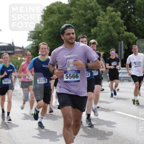 29.06.2025 - hella hamburg halbmarathon Jannik Wohlers http://msf.ph/oto/8265620 29.06.2025 10:33:26 Lombardsbrücke 1189, 1275, 1417, 1896, 2342, 2482, 3170, 3264, 3340, 3345, 3560, 4361, 4433, 4449, 4479, 4696, 4942, 5075, 5096, 5141, 5557, 5561, 5566, 5569, 5691, 5821, 5822, 5887, 6109, 6364, 6515, 6516, 6854, 6956, 7027, 7565, 7653, 8157, 8202, 8375, 8377, 8383, 8401, 9094, 9875, 9995, 10007, 10071, 10561, 10800, 11092, 11111, 11237, 11338, 11676, 11827, 12562, 12652, 12835, 13401, 13535, 13741, 13853, 13934, 14032, 14098, 19145, 19164 meine-sportfotos.de