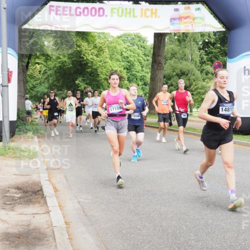 29.06.2025 - hella hamburg halbmarathon MichiJ http://msf.ph/oto/8265656 29.06.2025 10:30:33 Zwischen KM18-KM19 1675, 1903, 5124, 5690, 6639, 7105, 7363, 7693, 12098, 12588, 14811, 15255, 15328, 15654, 15846, 16507, 17032, 17159, 17637 meine-sportfotos.de