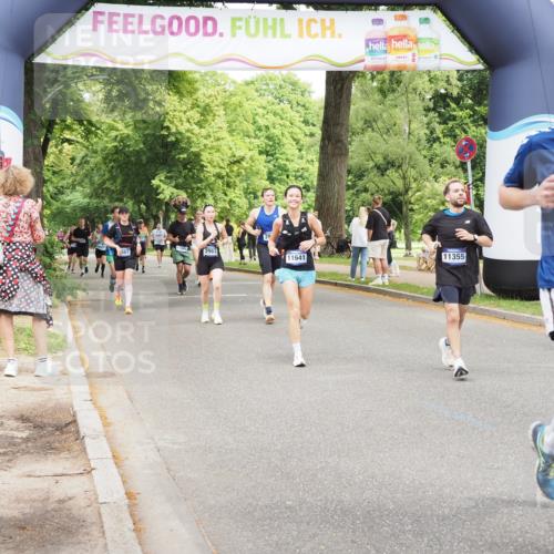 29.06.2025 - hella hamburg halbmarathon MichiJ http://msf.ph/oto/8265657 29.06.2025 10:54:29 Zwischen KM18-KM19 2963, 4014, 6196, 9967, 11355, 11641, 14203, 16539, 16723, 16976 meine-sportfotos.de