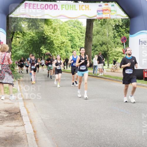 29.06.2025 - hella hamburg halbmarathon MichiJ http://msf.ph/oto/8265688 29.06.2025 10:54:30 Zwischen KM18-KM19 2963, 2964, 4014, 5363, 6196, 9967, 11355, 11641, 14203, 16539, 16723, 16976 meine-sportfotos.de